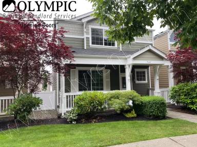 Main picture of 7641 Columbia Way NE