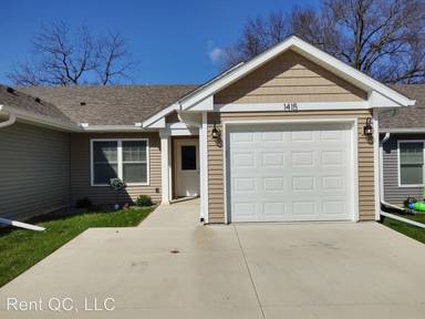 Main picture of 1415 51st Street Dr