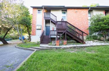 Main picture of 430 Lindsey St