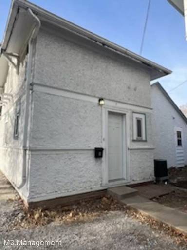 Main picture of 3200 Center St