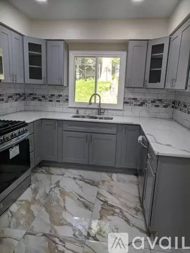 Main picture of 332 Teaneck Rd