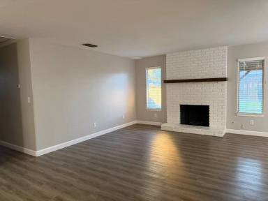 Main picture of 3136 Terry Ave