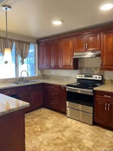 Main picture of Hoeu Place-Mililani