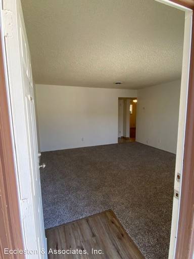 Main picture of 4218 Columbus St