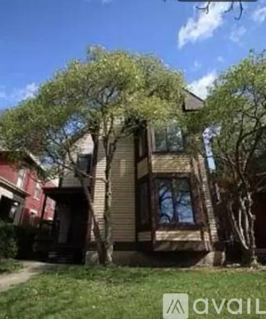 Main picture of 66 W 1st Ave