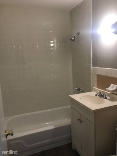 Main picture of 550 Harding Pl