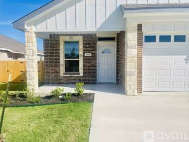 Main picture of 5105 Rose Garden Loop