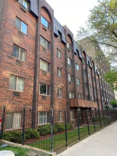 Main picture of 5820 N Sheridan Rd
