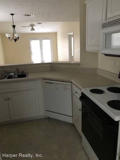 Main picture of 111 Sabal Dr