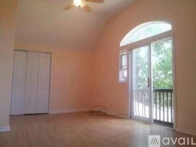 Main picture of 78 14th St