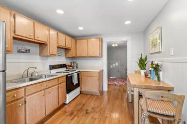 Main picture of 1713 Beechwood Ave
