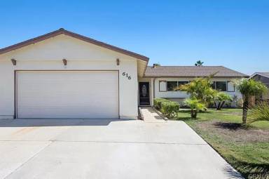 Main picture of 628 Charles Dr