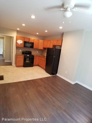 Main picture of 5529 W Jefferson St