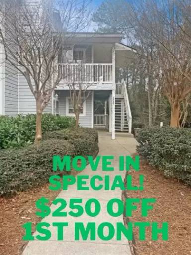 Main picture of 2740 Suwanee Way SE