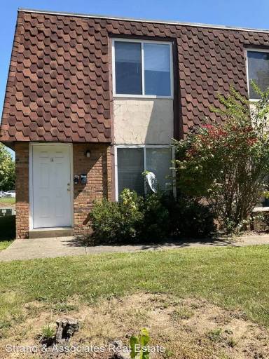 Main picture of 708 White Oak Dr