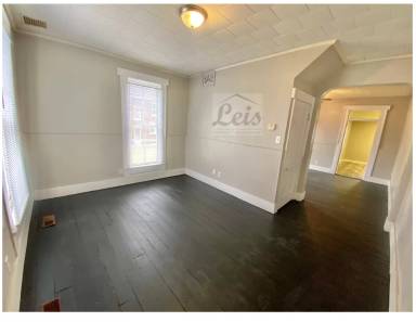 Main picture of 248 E Main St