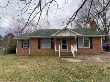 Main picture of 3541 Heather Ln