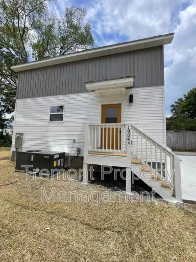Main picture of 1904 Lynnbrook Ave