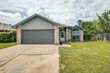 Main picture of 5208 Livermore Dr