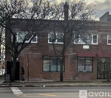 Main picture of 4901 W Fullerton Ave