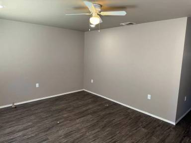 Main picture of 1511 E Auburn St