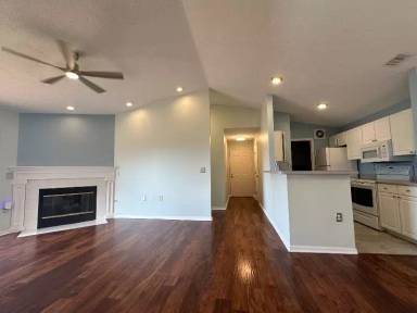 Main picture of 6789 Meadow Creek Dr