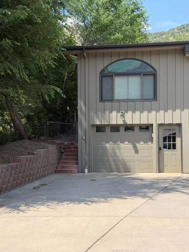 Main picture of 95 Chaparral Cir