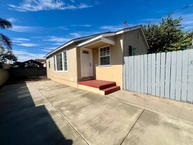 Main picture of 847-49 N Island Ave