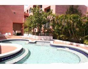 Main picture of Grove Square Condo