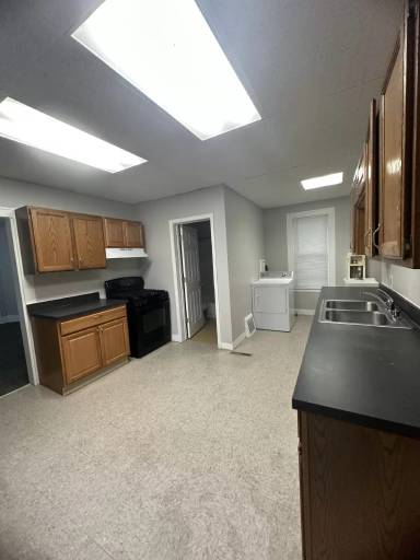 Main picture of 3411 W 46th St