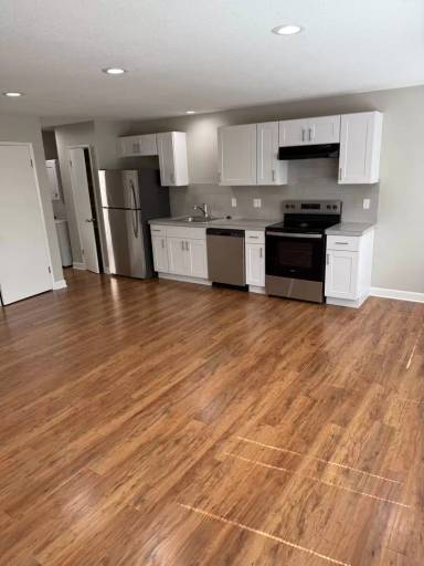 Main picture of 4248 SE 15th Ave