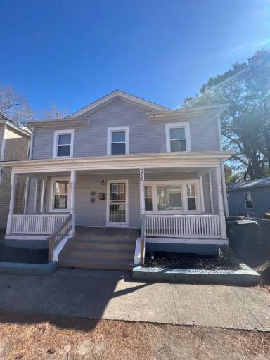 Main picture of 206 Lee St