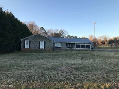 Main picture of 146 Stegall Rd