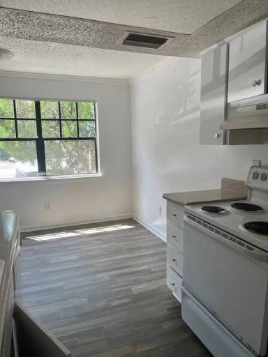 Main picture of 3215 Baird Ave