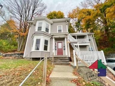 Main picture of 33 Merchant St