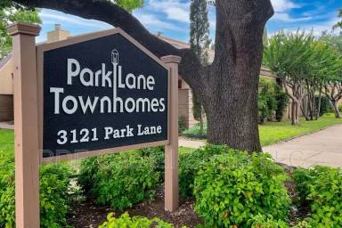 Main picture of Guest Parking Park Lane Townhomes