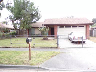 Main picture of 2840 Imperial St