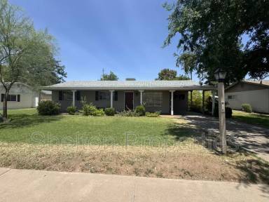 Main picture of 718 W Glenn Dr