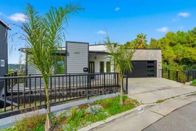 Main picture of 2409 Yorkshire Dr