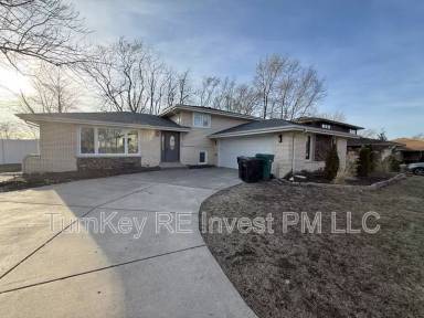 Main picture of 15044 S 88th Ave