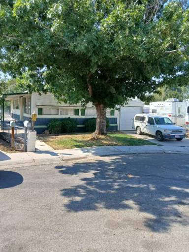 Main picture of 2549 N Bali Dr