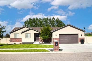 Main picture of 5547 Cory Ln