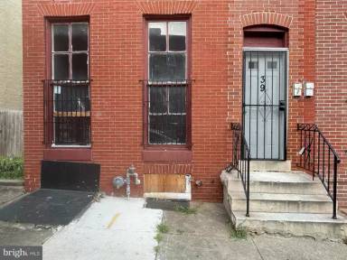 Main picture of 39 S Fulton Ave