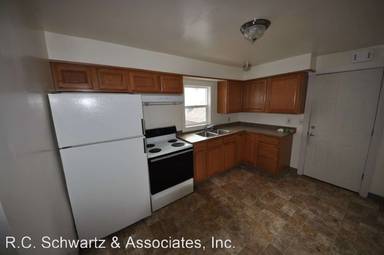 Main picture of 1112 S Ash St