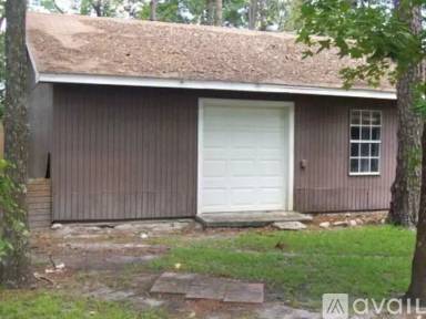 Main picture of 3120 Tyndall Dr