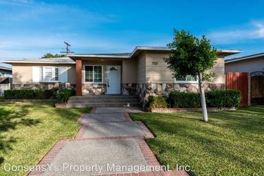 Main picture of 700 S Janss St