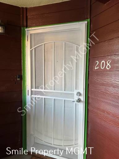 Main picture of 9230 SE Division St