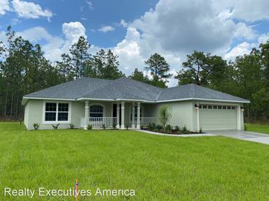 Main picture of 32 Whitewood St