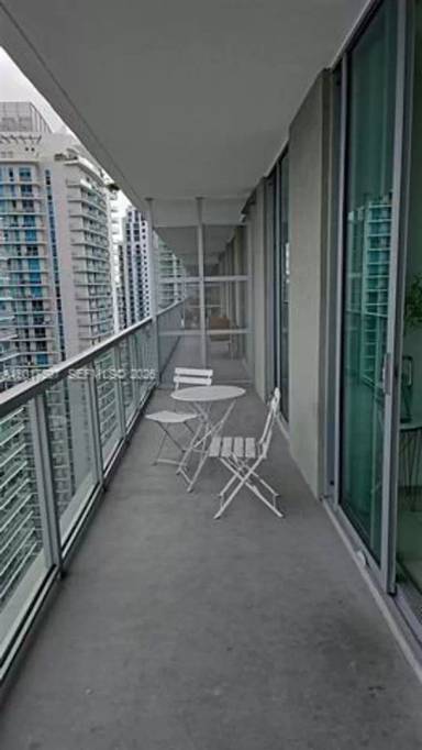 Main picture of The Axis On Brickell
