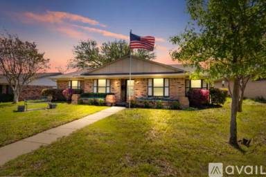 Main picture of 2420 Pinehurst Ln